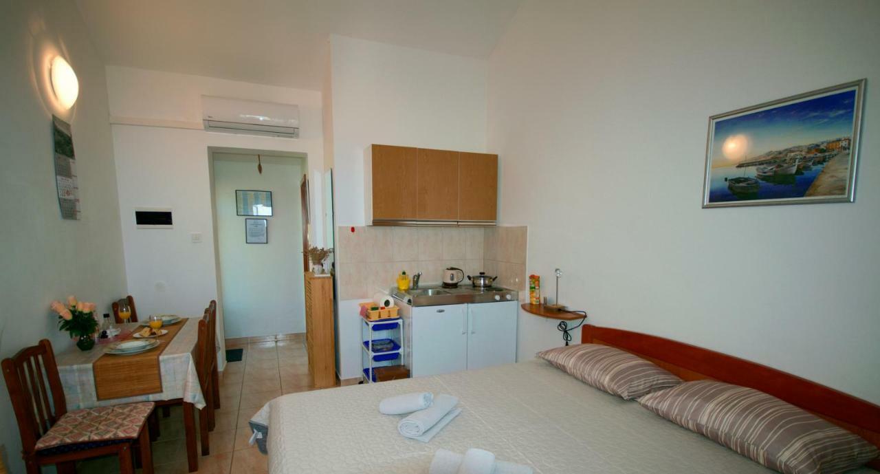 Studio Apartman Stara Baška Dış mekan fotoğraf